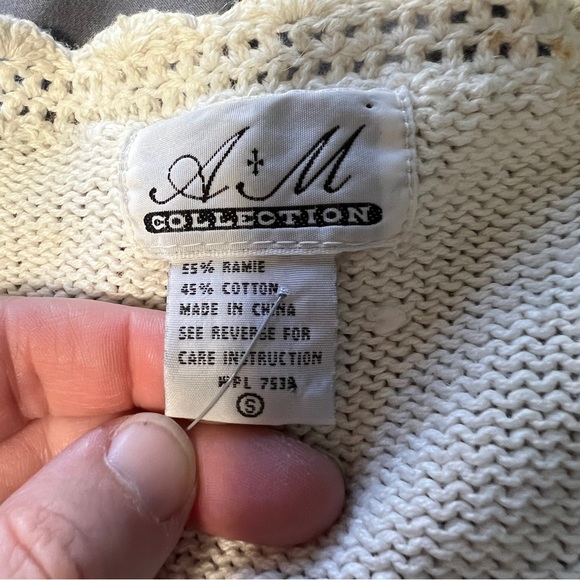 a&m collection vintage sweater Granny Square Vibe Stains Womens Size Medium - Picture 11 of 13